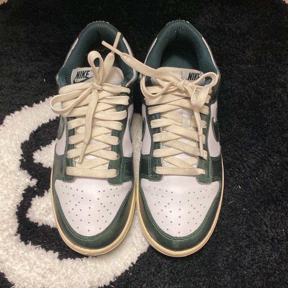 Nike Womens Dunk Low “Vintage Green” W7 - Picture 2 of 6